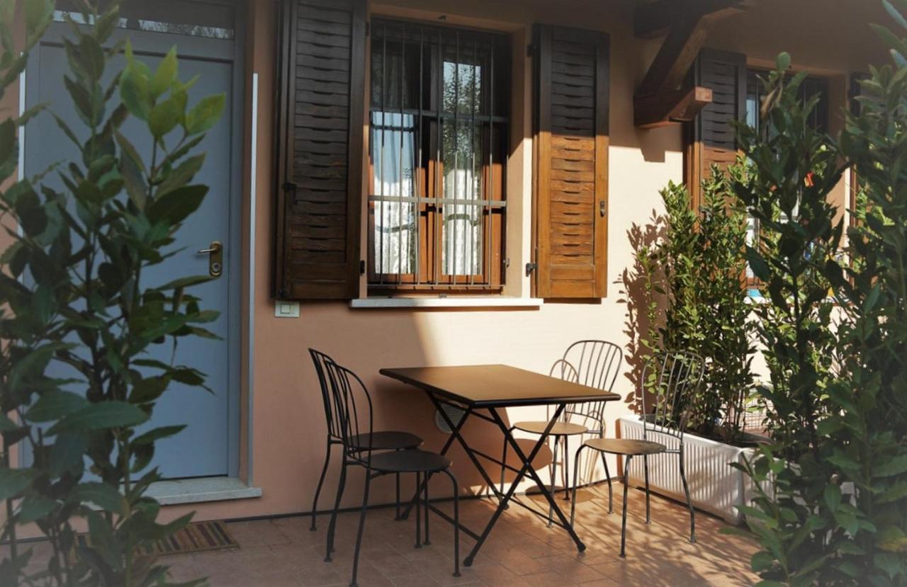 Alloro Appartamenti Sirmione Eksteriør bilde